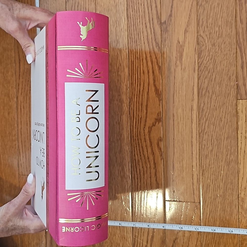 12"x9" empty book box " how to be a unicorn" - Picture 1 of 6